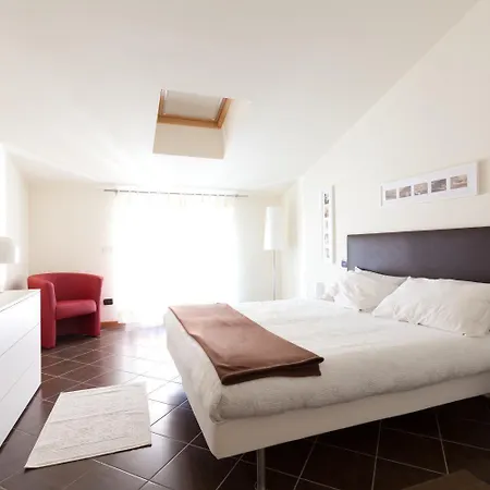 Residenza Le Torri קאבאיון ורונסה